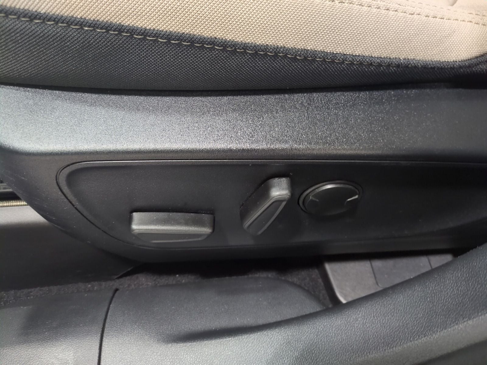 2021 Ford Escape Hybrid SE