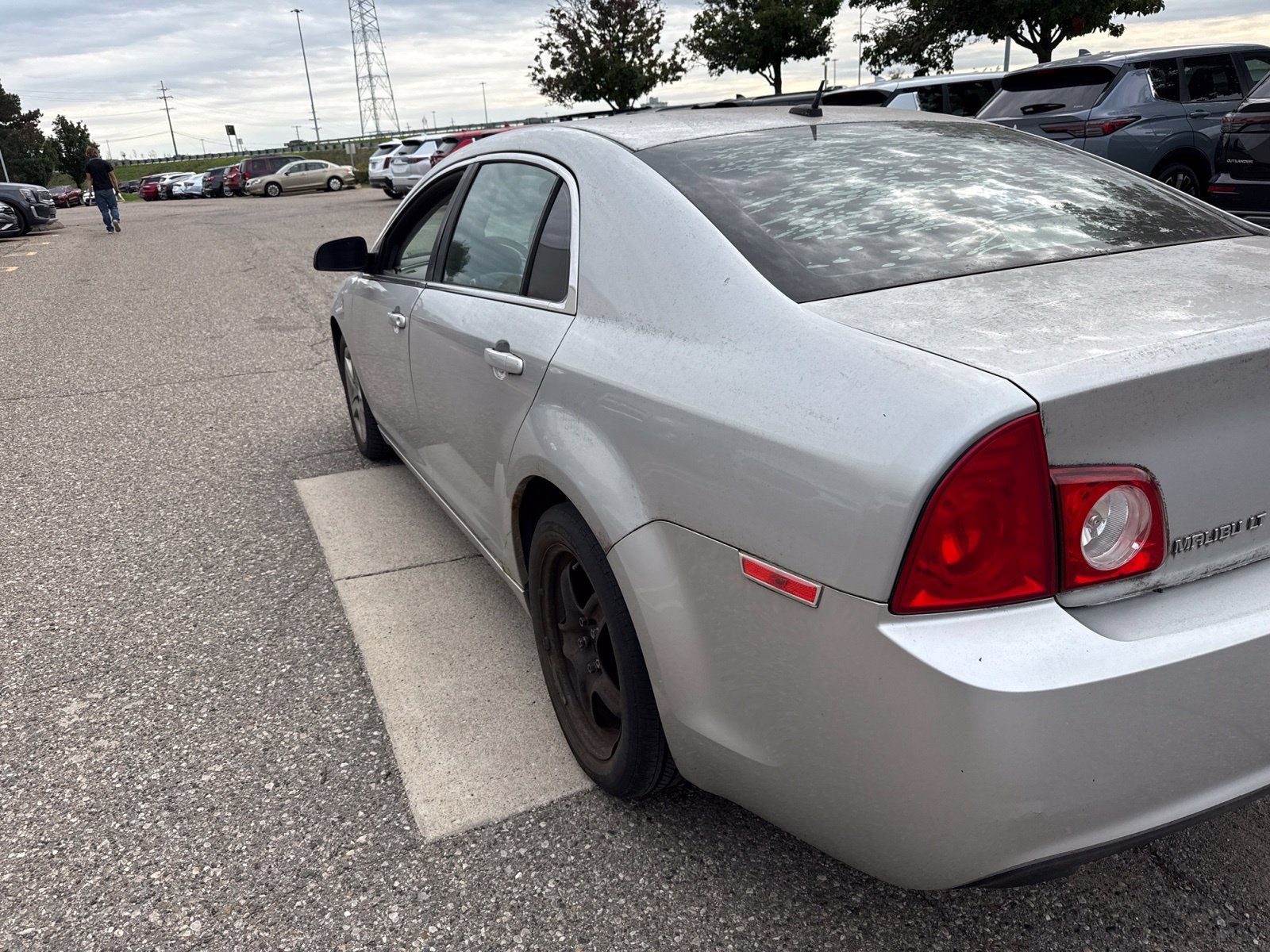 2011 Chevrolet Malibu LS 1LS