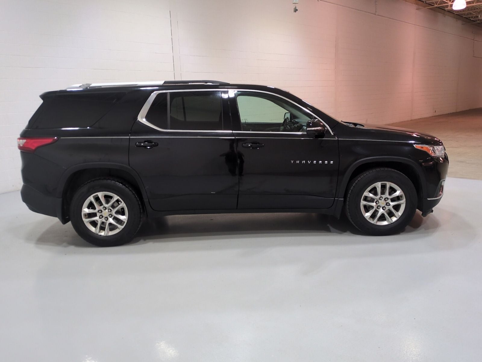 2018 Chevrolet Traverse LT Cloth w/1LT