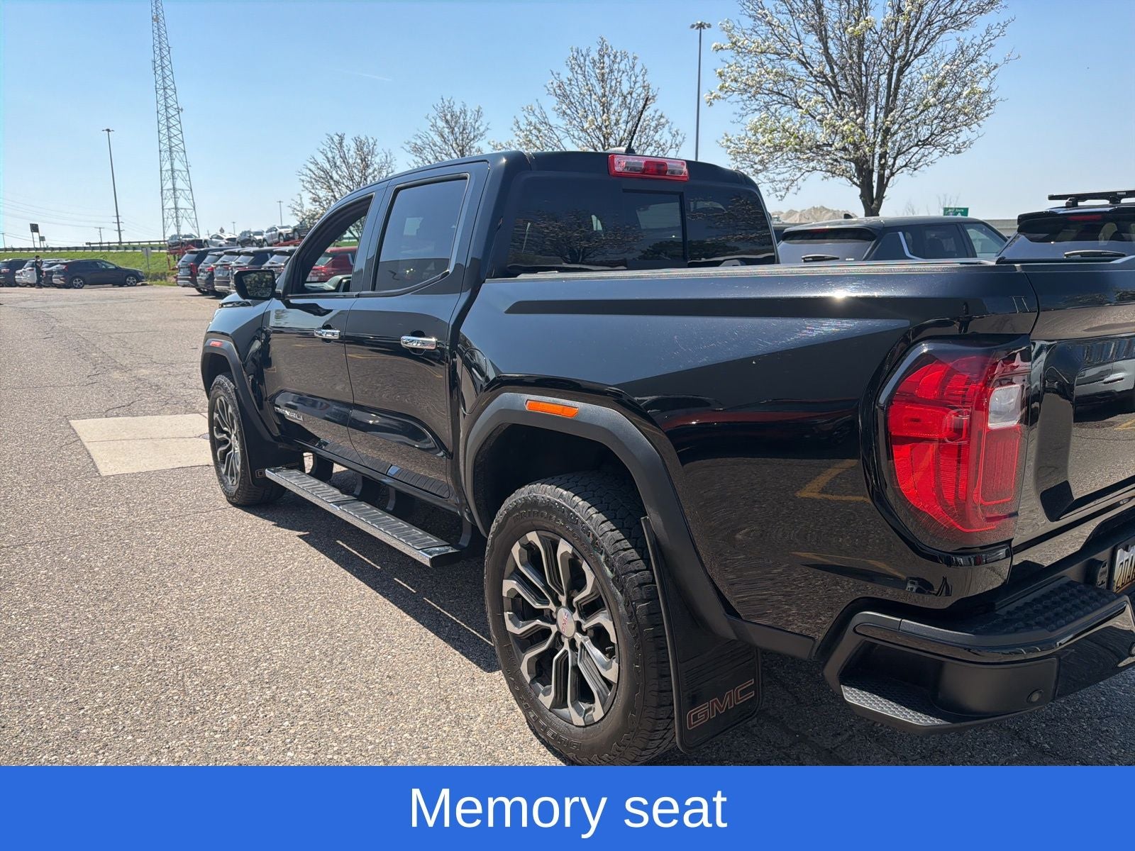 2023 GMC Canyon Denali