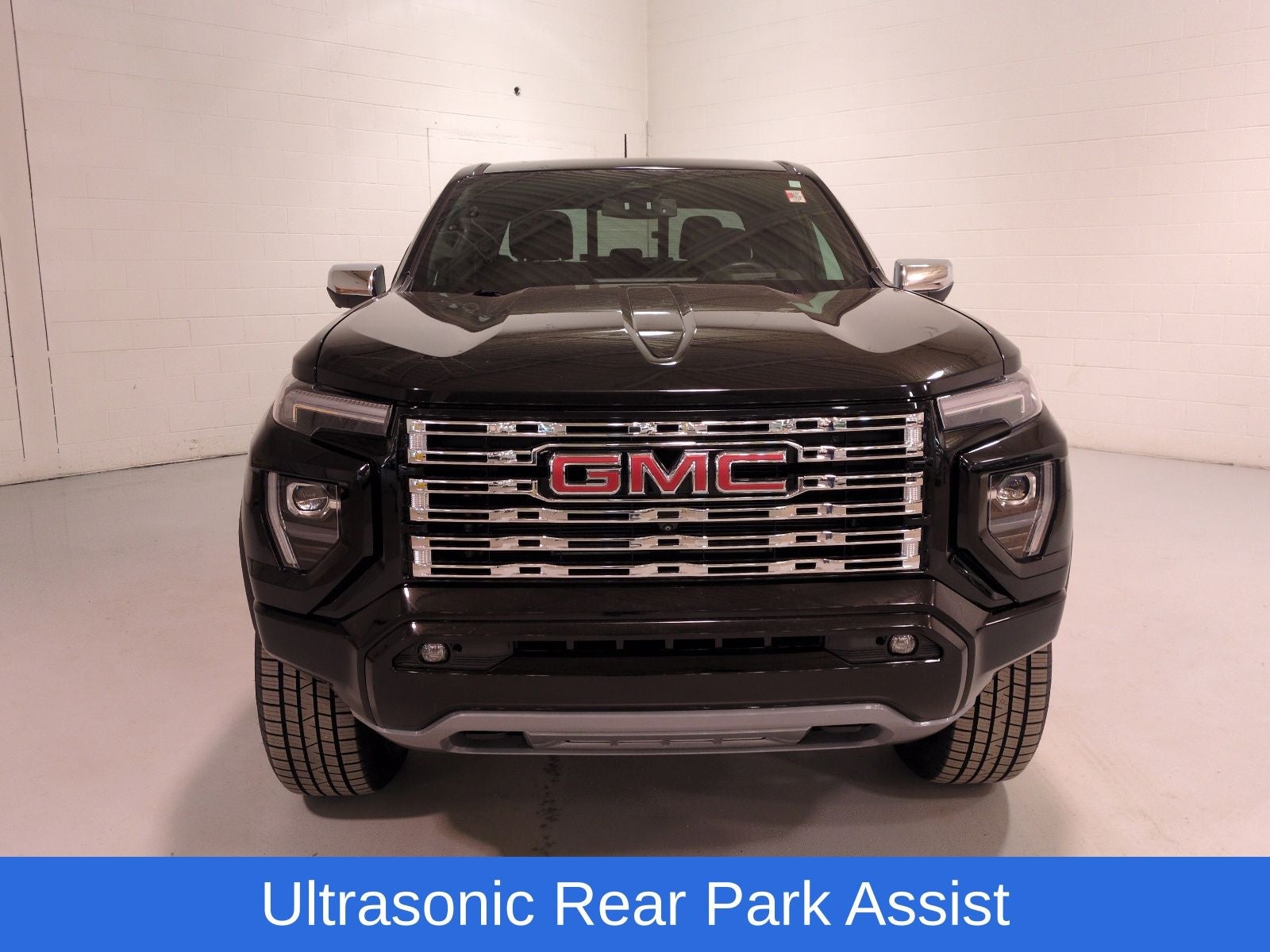2023 GMC Canyon Denali
