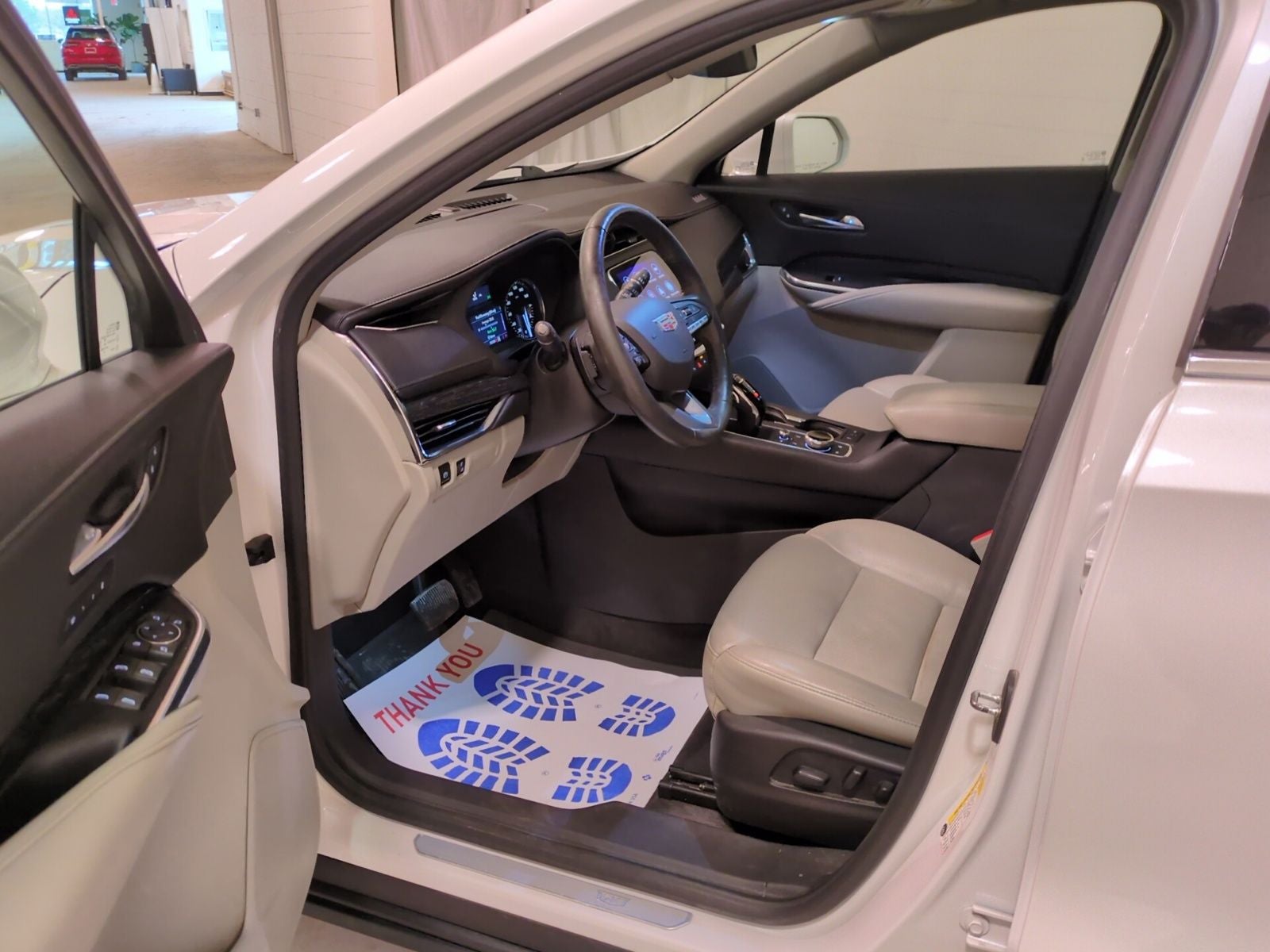 2020 Cadillac XT4 Premium Luxury