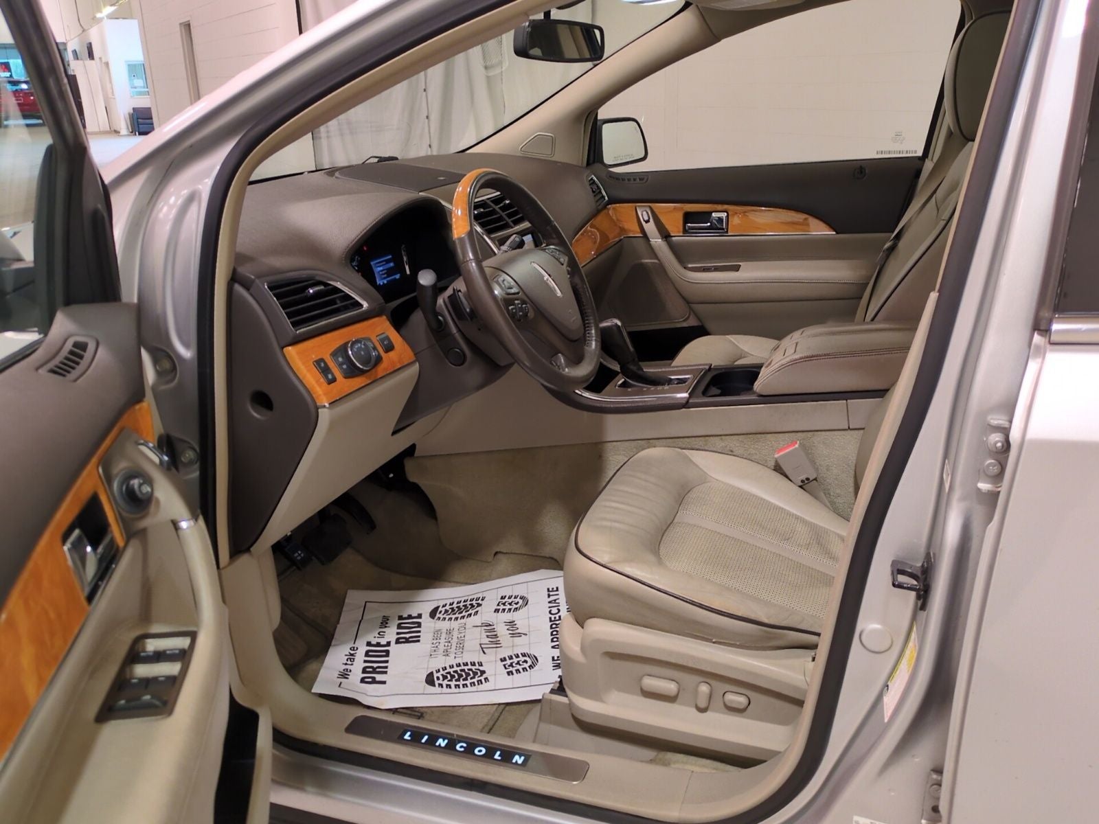 2013 Lincoln MKX Base