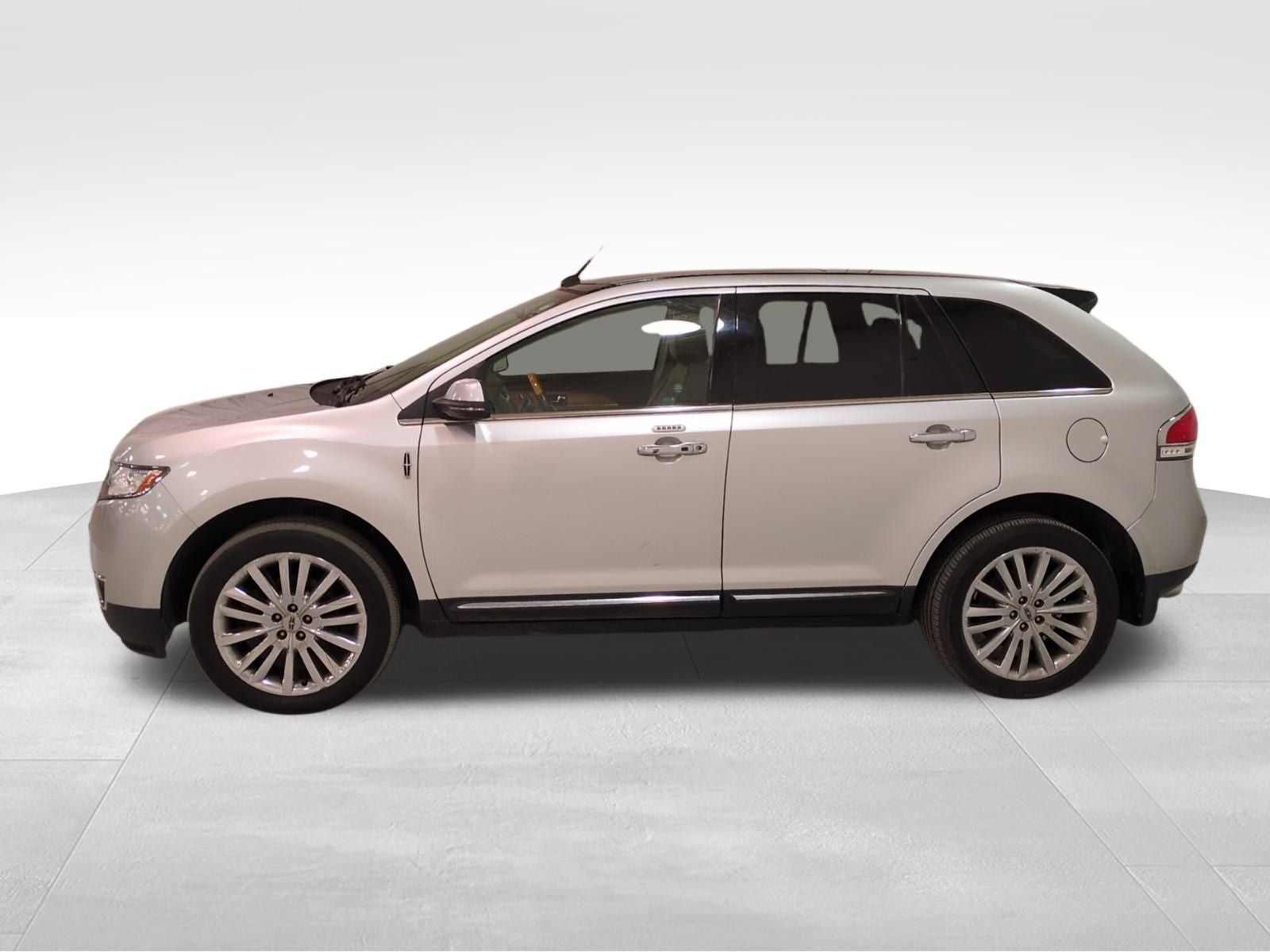 2013 Lincoln MKX Base