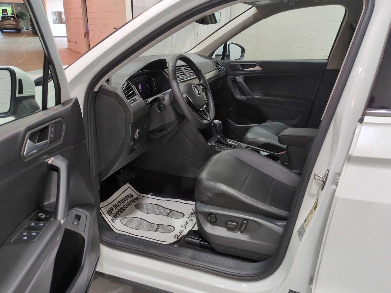 2020 Volkswagen Tiguan 2.0T SEL 4Motion
