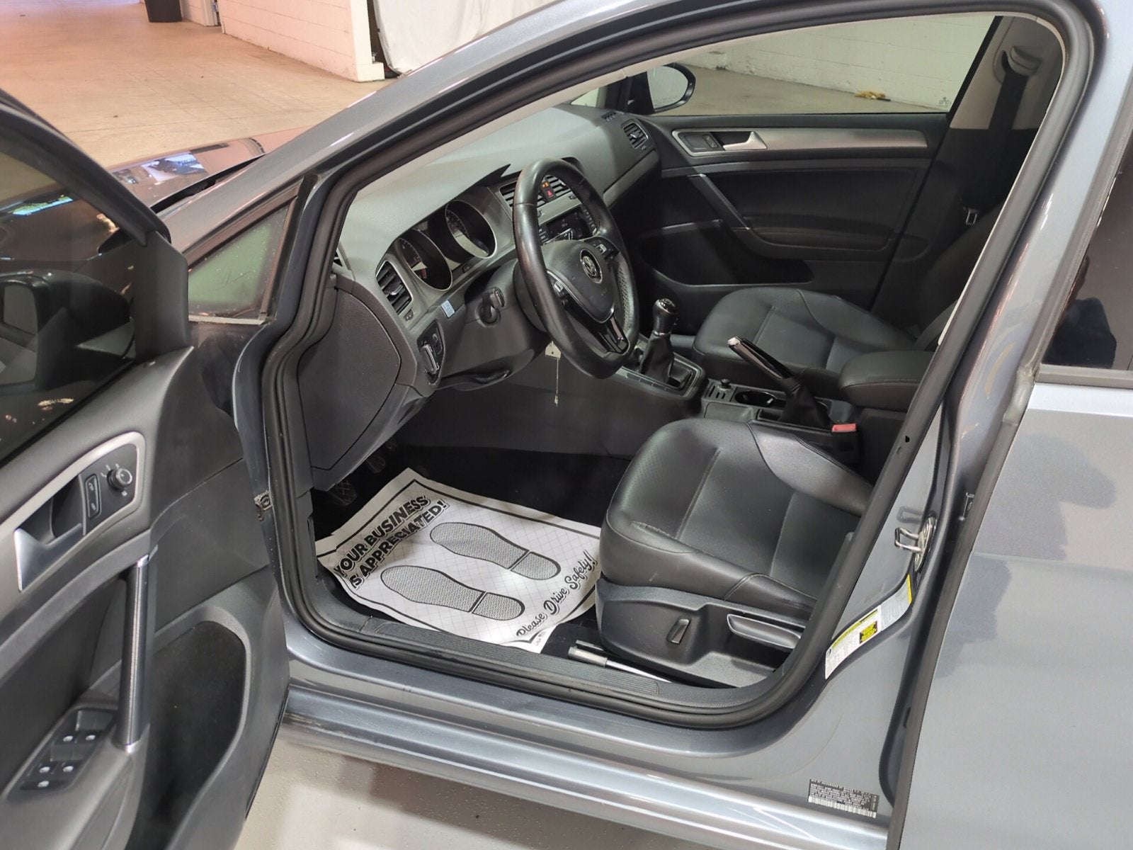 2015 Volkswagen Golf TDI S 4-Door