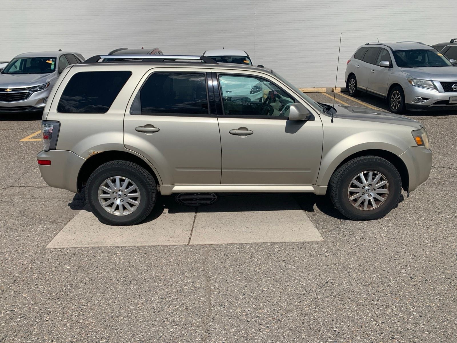 2010 Mercury Mariner Premier