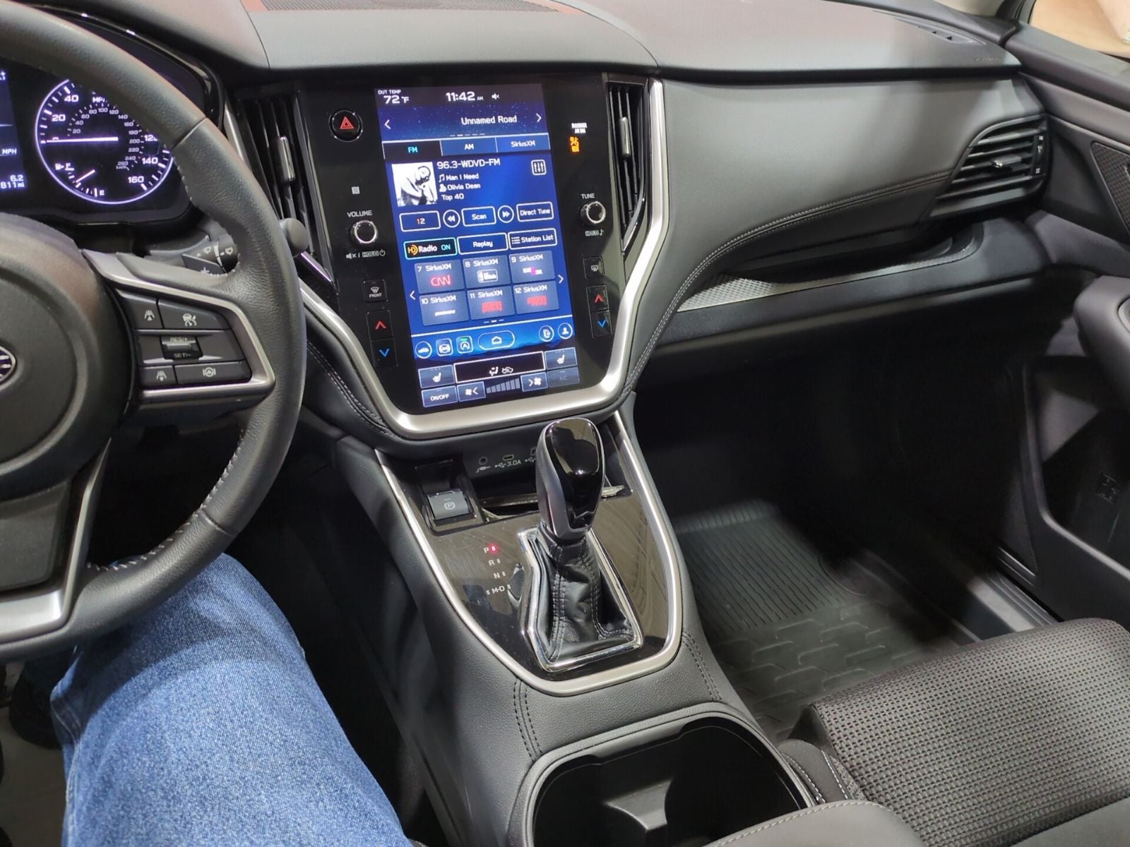 2024 Subaru Outback Premium