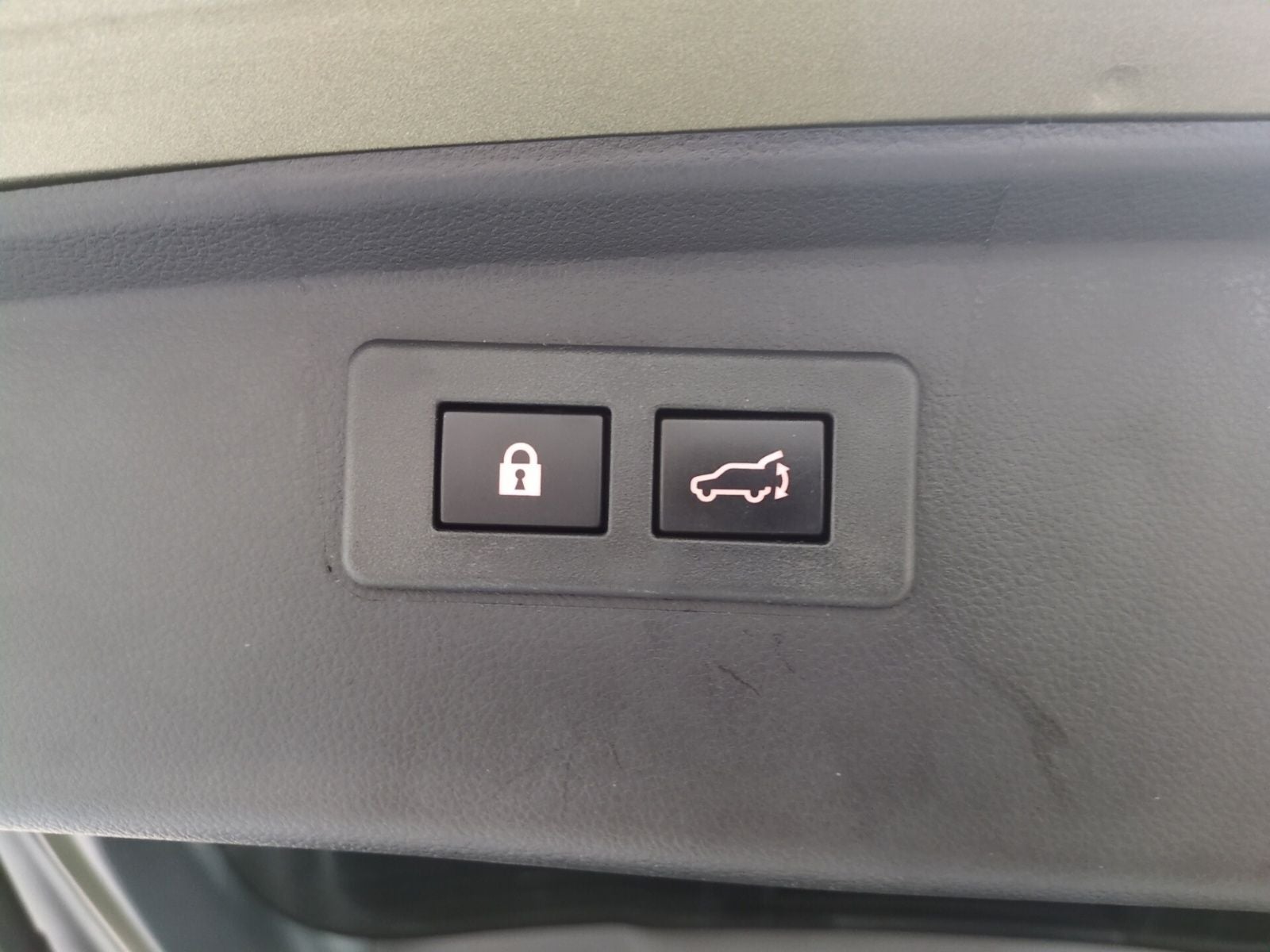 2023 Subaru Outback Touring