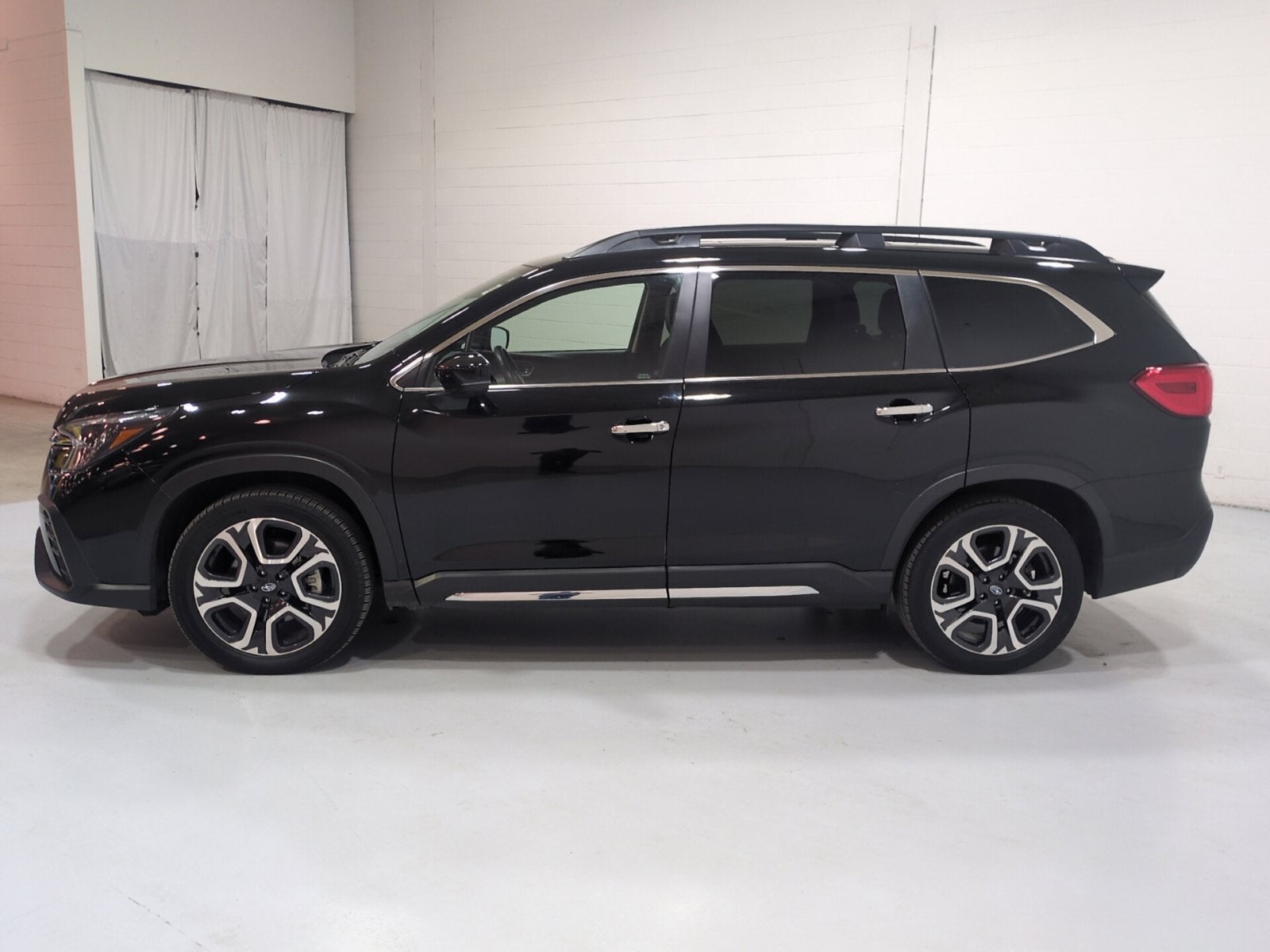 2024 Subaru Ascent Touring