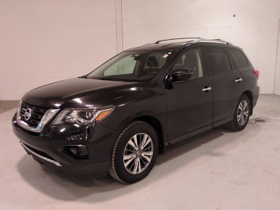 2020 Nissan Pathfinder S