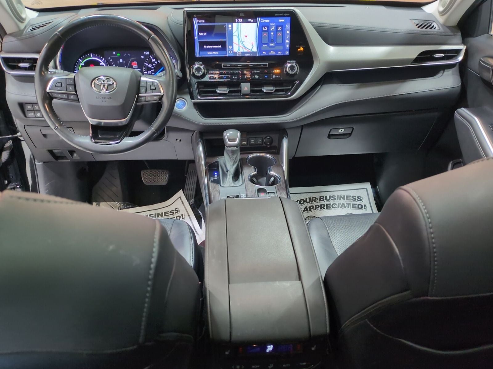 2021 Toyota Highlander Hybrid Platinum