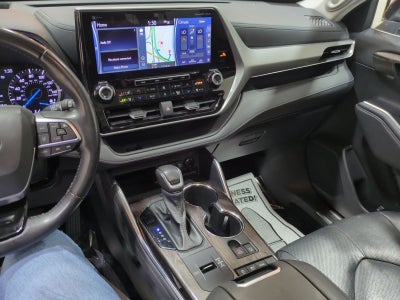 2021 Toyota Highlander Hybrid Platinum