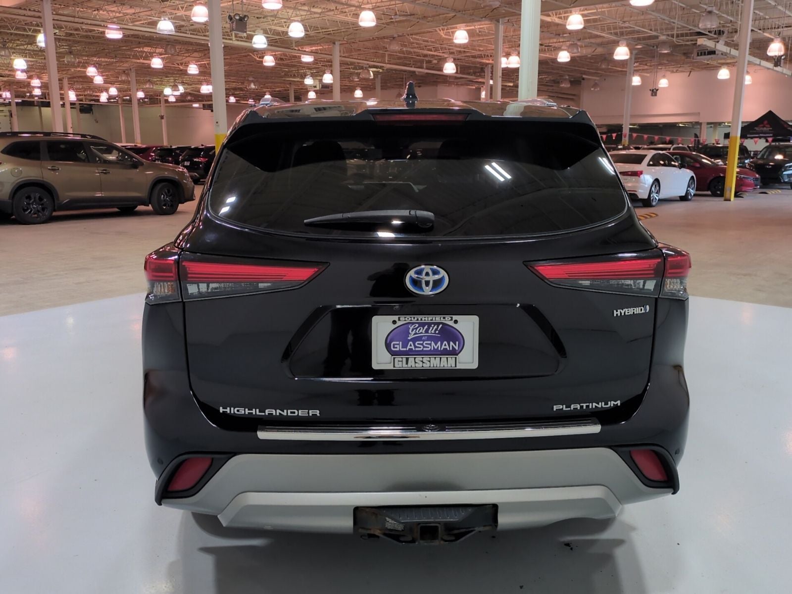 2021 Toyota Highlander Hybrid Platinum