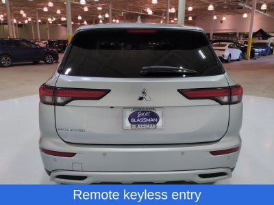 2024 Mitsubishi Outlander SE