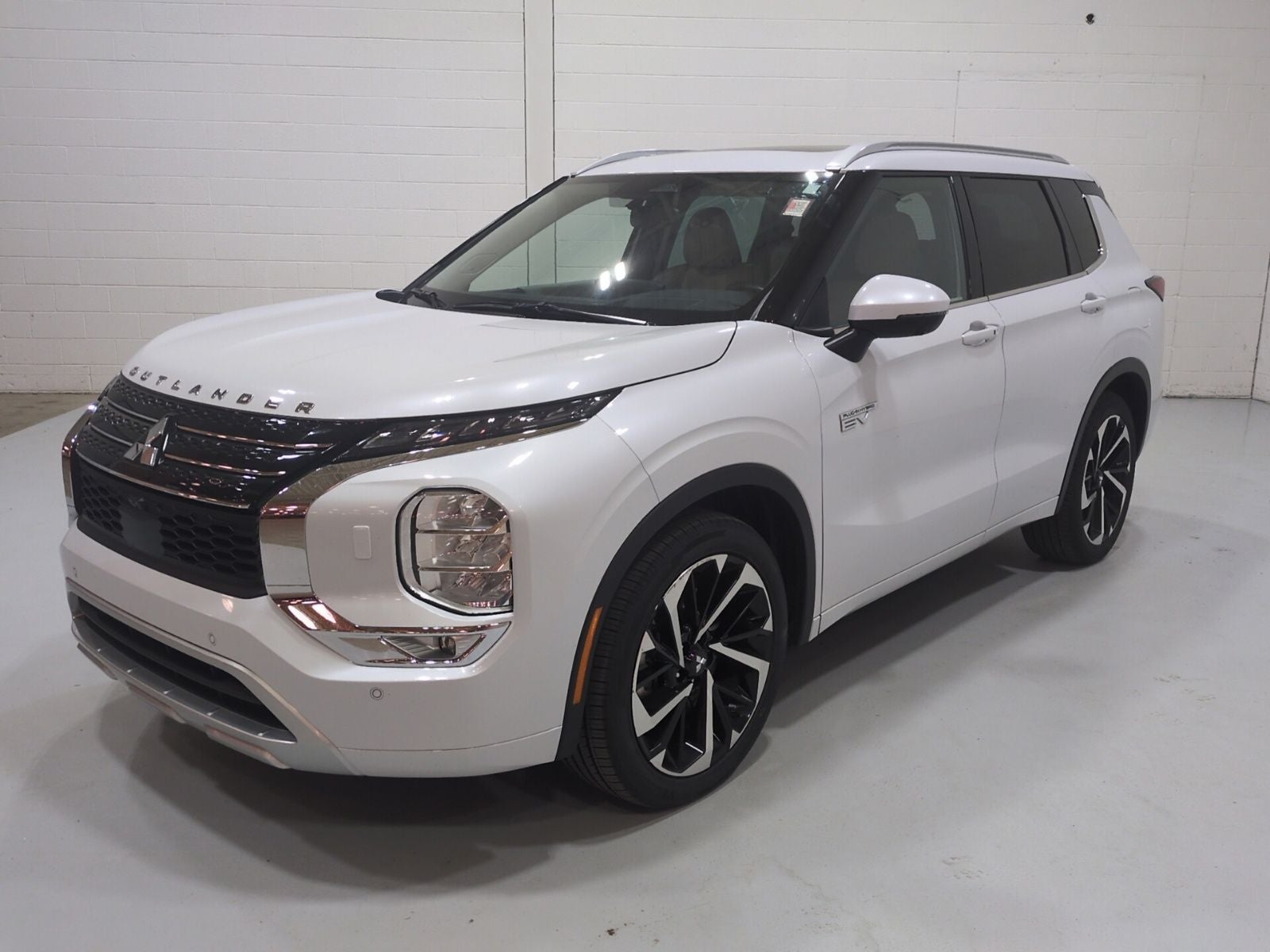 2023 Mitsubishi Outlander PHEV SEL
