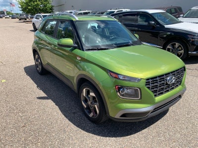 2023 Hyundai Venue SEL