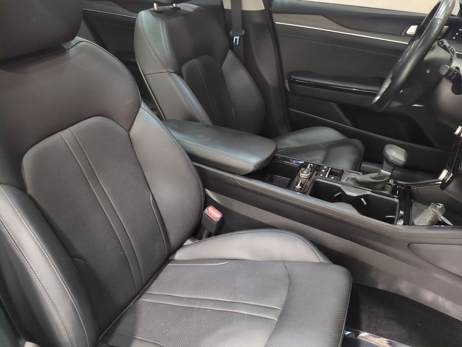 2025 Kia K5 EX