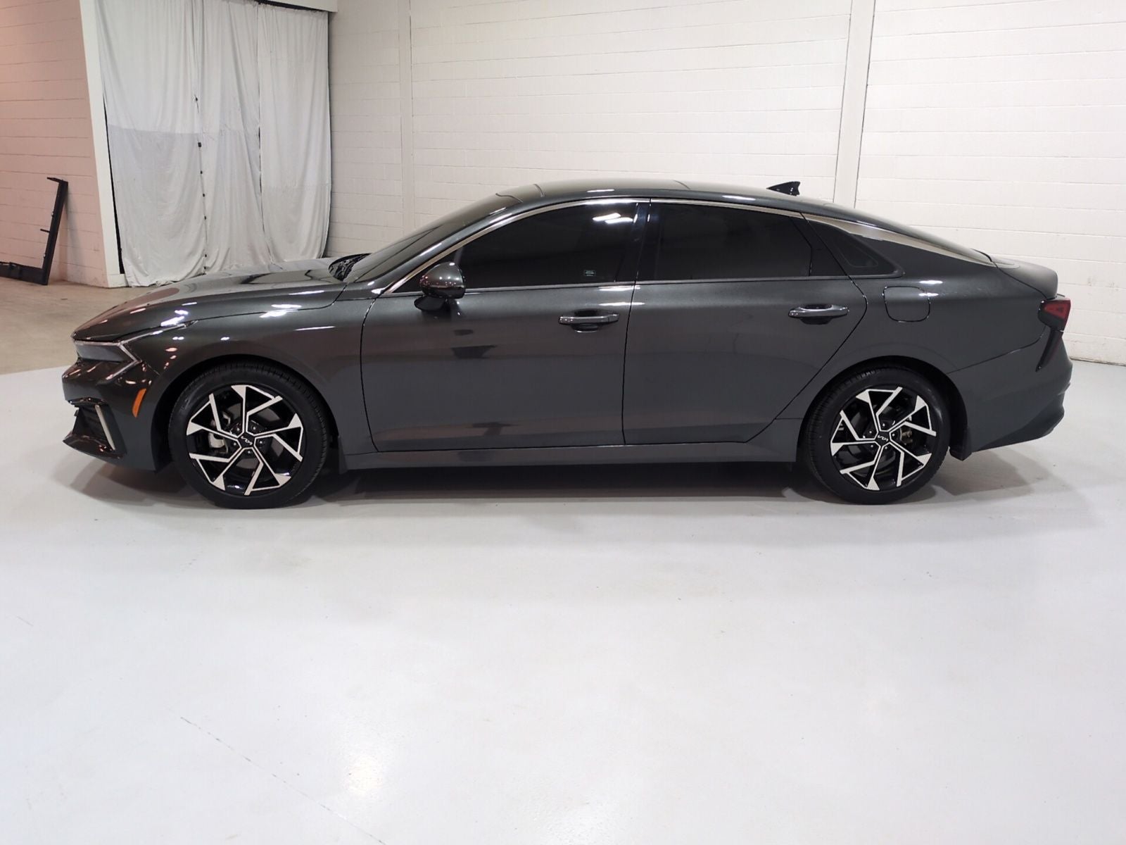 2025 Kia K5 EX