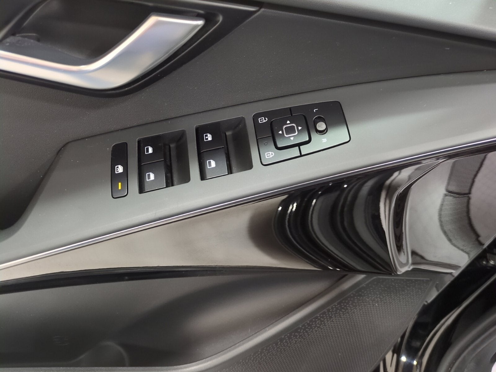 2024 Kia Niro EX
