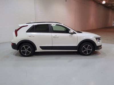 2024 Kia Niro EX