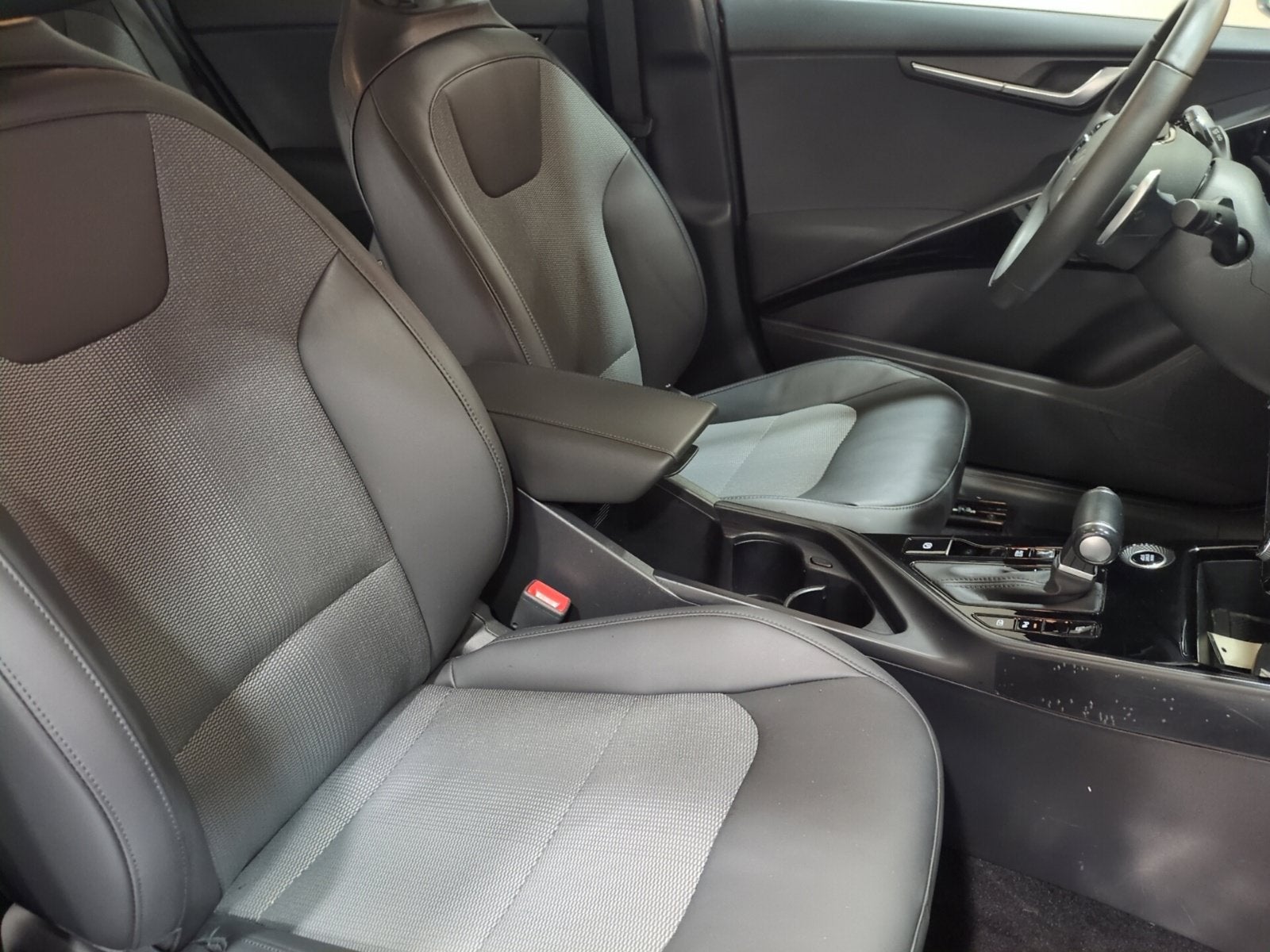 2024 Kia Niro EX