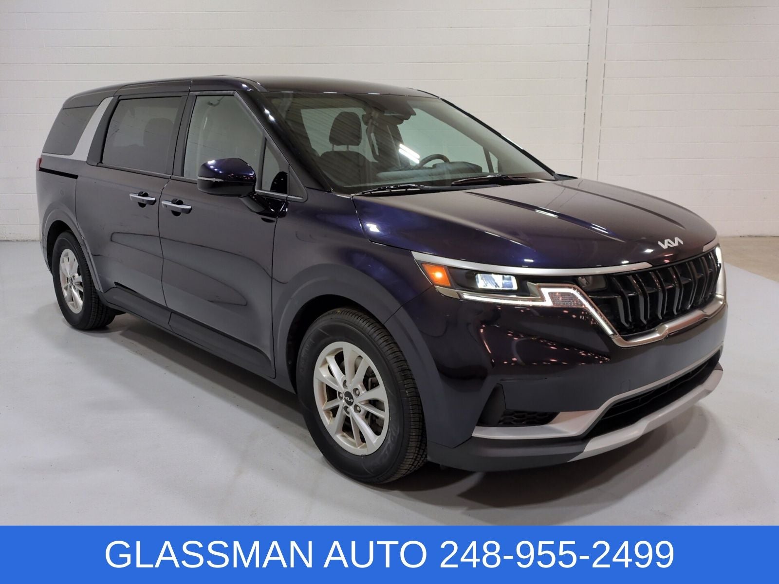 2024 Kia Carnival LX