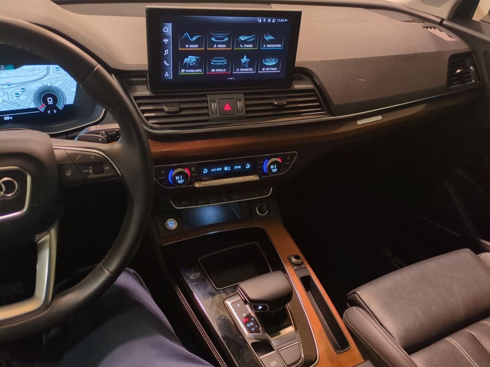 2021 Audi Q5 45 Prestige quattro