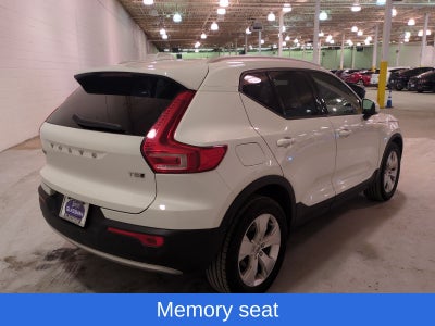 2019 Volvo XC40 Momentum